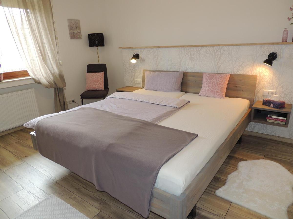Ferienwohnung Butscher 이스니임알가우 외부 사진